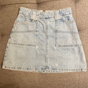 Urban Outfitters BDG Denim Mini Skirt - Back Zipper - XS - Like New